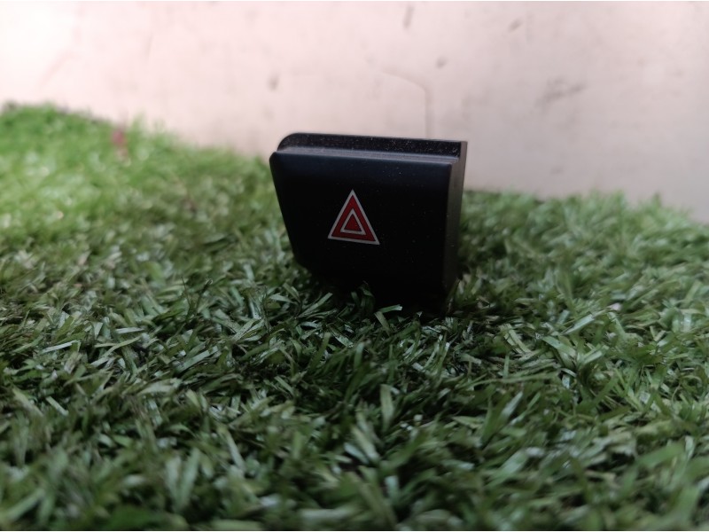 Recambio de warning para peugeot 208 active referencia OEM IAM 96750916ZD 96750916ZD 96750916