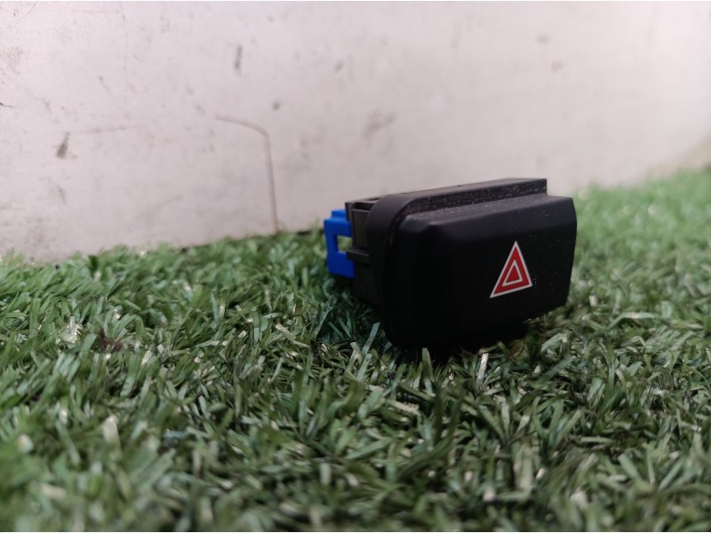 Recambio de warning para peugeot 208 active referencia OEM IAM 96750916ZD 96750916ZD 96750916