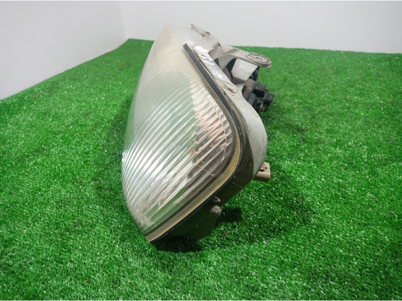 Recambio de faro izquierdo para hyundai accent (lc) 1.3 cat referencia OEM IAM   