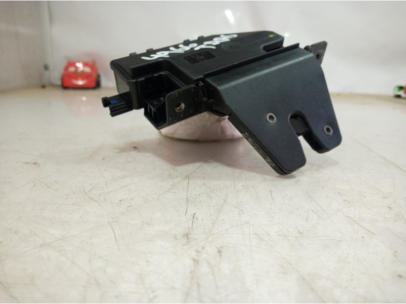 Recambio de cerradura maletero / porton para bmw serie 3 berlina (e90) 316d referencia OEM IAM 7840617 7840617 7840617