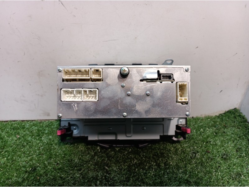 Recambio de sistema audio / radio cd para peugeot 108 active referencia OEM IAM 861400H010 861400H010 AVH7048ZC