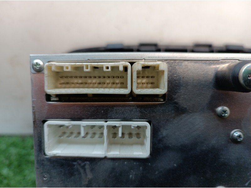 Recambio de sistema audio / radio cd para peugeot 108 active referencia OEM IAM 861400H010 861400H010 AVH7048ZC