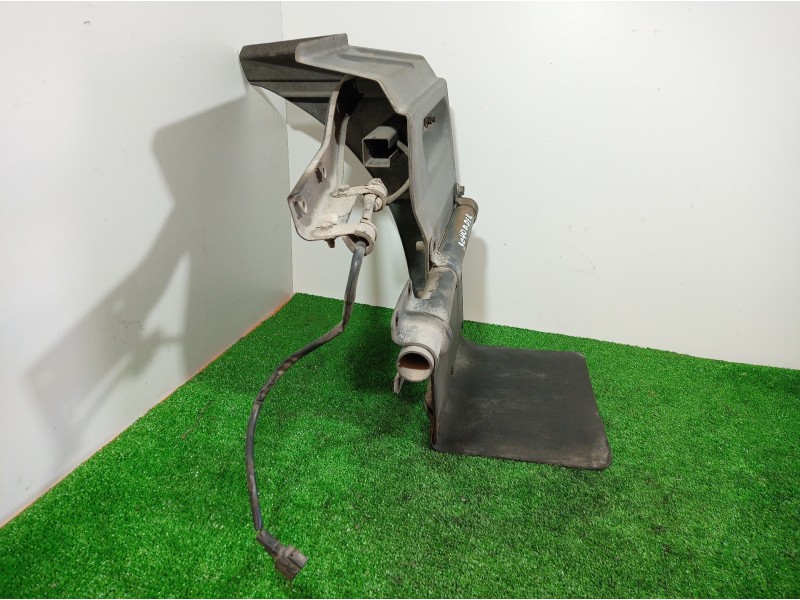 Recambio de guardabarros para nissan cabstar e 3.0 diesel referencia OEM IAM   