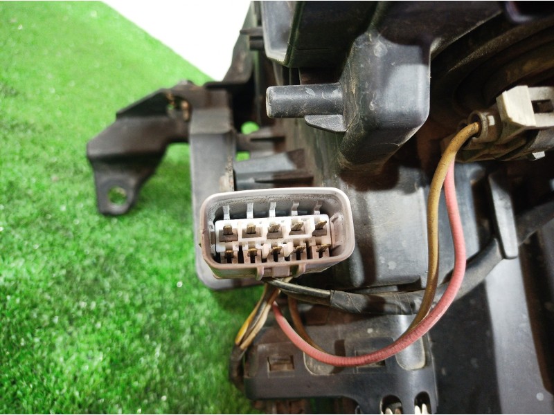 Recambio de faro derecho para subaru tribeca b9 limited referencia OEM IAM   