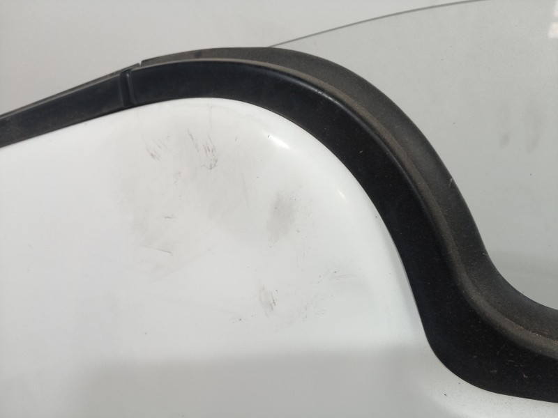 Recambio de puerta delantera derecha para nissan cabstar e 3.0 diesel referencia OEM IAM   