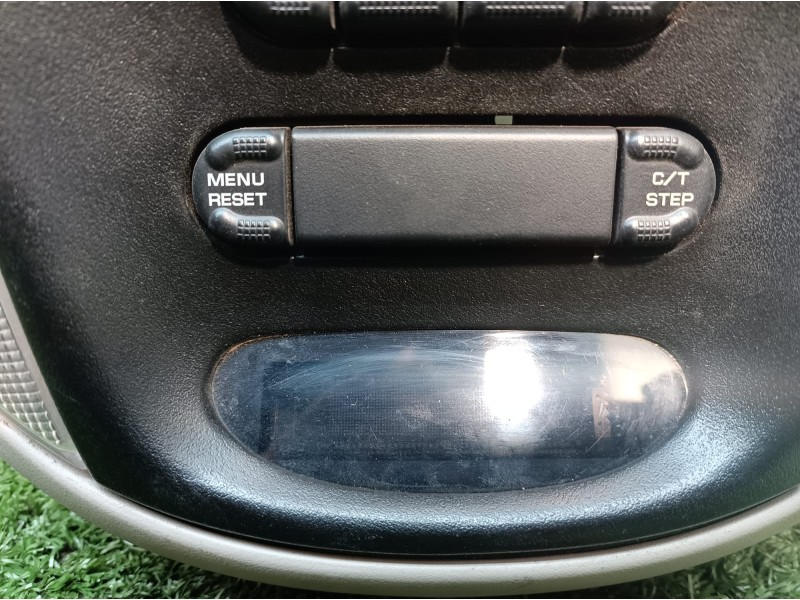 Recambio de luz interior para chrysler grand voyager limited referencia OEM IAM VE2111822591 VE2111822591 05016281AH