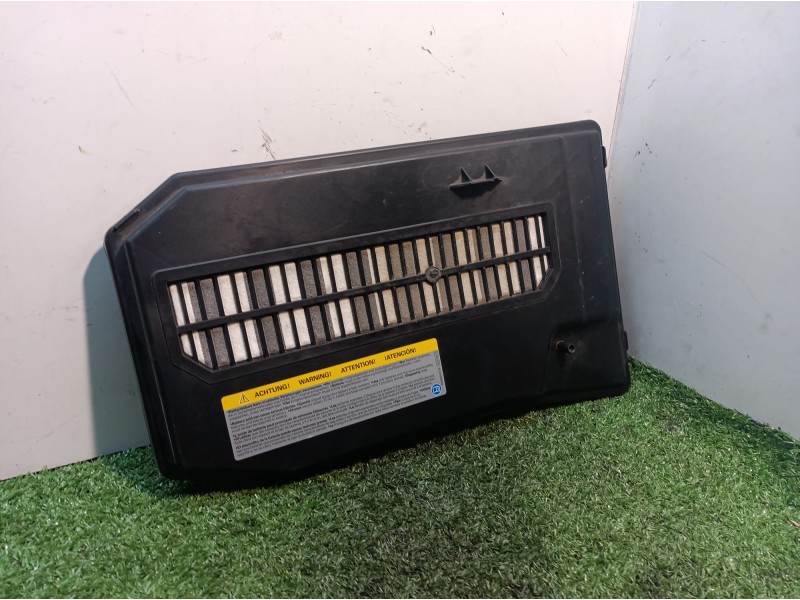 Recambio de moldura para volkswagen touareg (7la) referencia OEM IAM 7L0864643B 7L0864643B 7L0864643