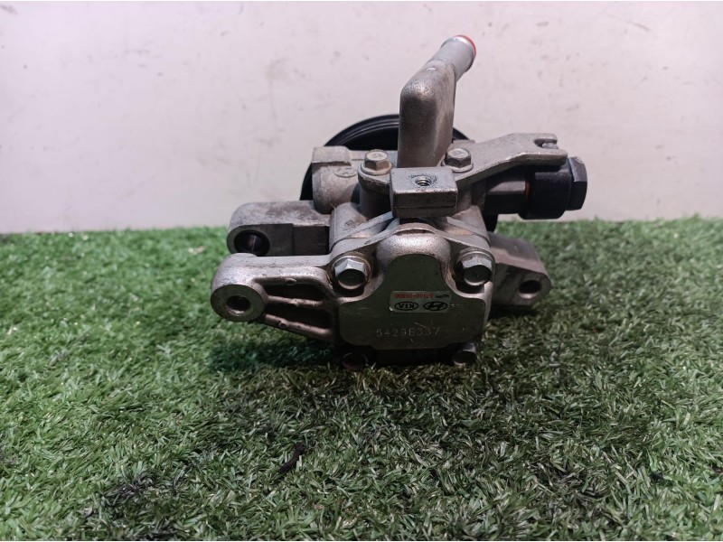 Recambio de bomba direccion para hyundai tucson (jm) 2,0 classic 4x2 referencia OEM IAM 571002E000 571002E000 571002E000