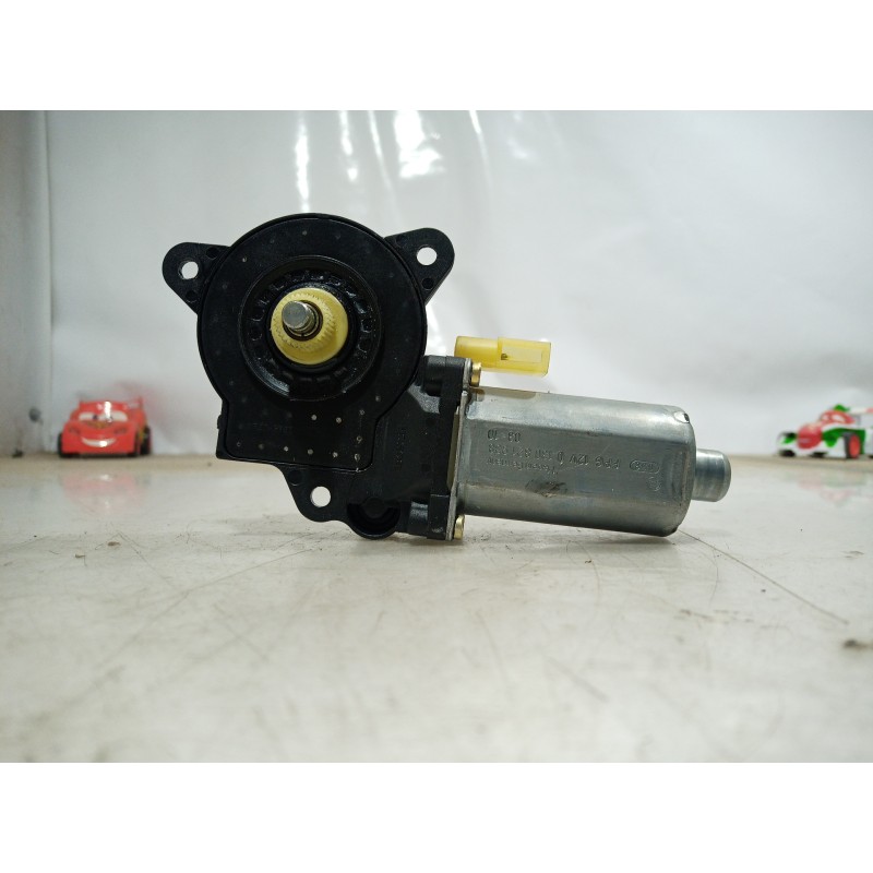 Recambio de motor elevalunas delantero izquierdo para ford fiesta (cbk) ambiente referencia OEM IAM 0130821938 0130821938 013082