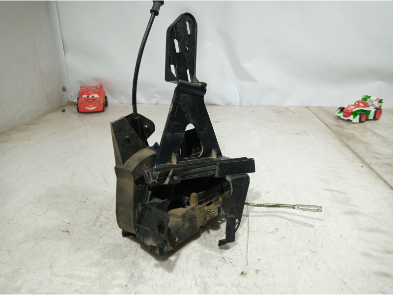 Recambio de cerradura puerta trasera derecha para ford fiesta (cbk) ambiente referencia OEM IAM   