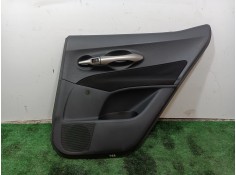 Recambio de guarnecido puerta trasera derecha para toyota auris luna+ referencia OEM IAM 67787X1F00 67787X1F00 67787X1F00