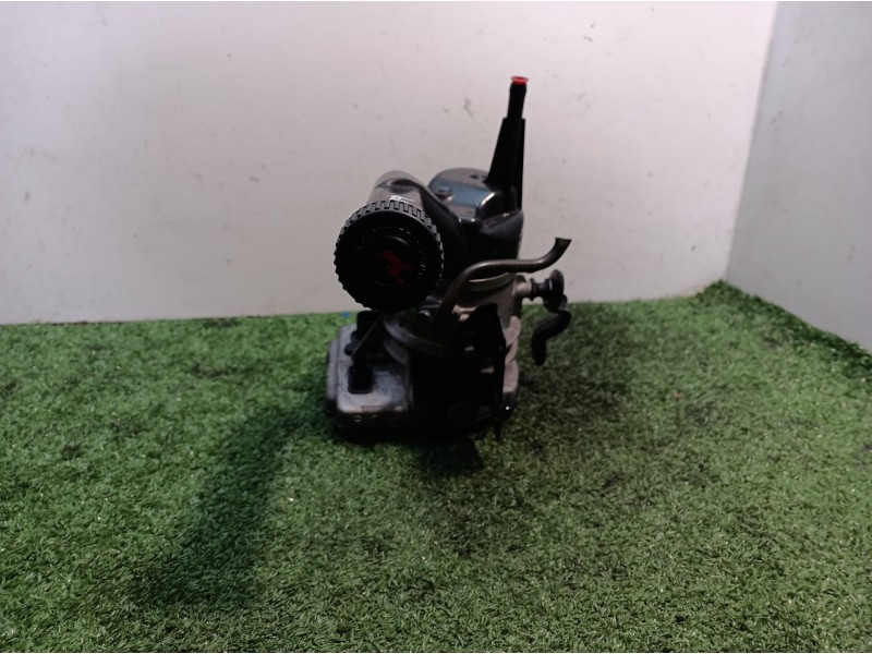 Recambio de bomba direccion para citroën c4 picasso business class referencia OEM IAM 9684252580 9684252580 A0013520