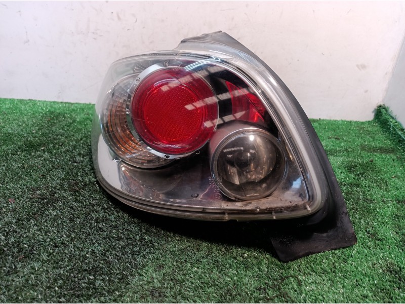 Recambio de piloto trasero izquierdo para peugeot 206 berlina quicksilver referencia OEM IAM   