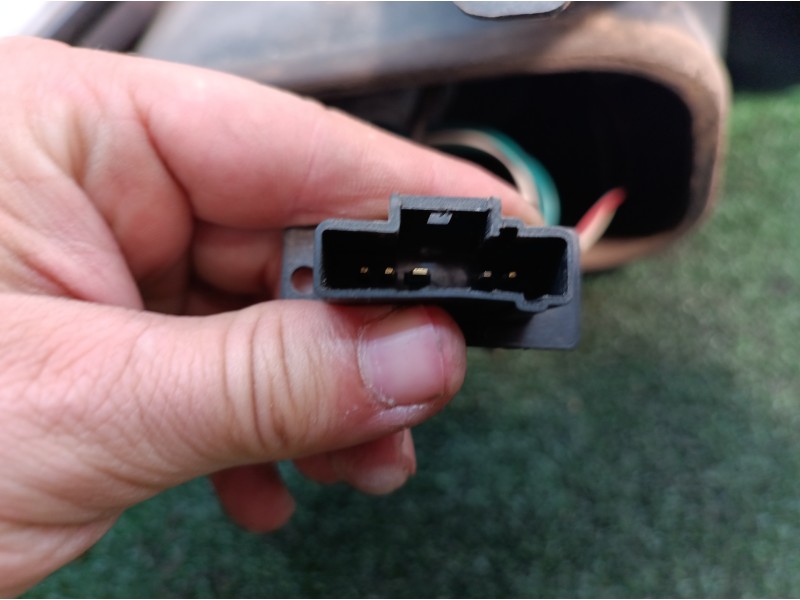 Recambio de piloto trasero derecho para peugeot 206 berlina quicksilver referencia OEM IAM   