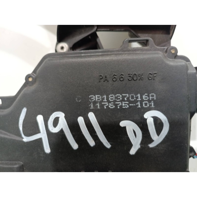 Recambio de cerradura puerta delantera derecha para volkswagen passat berlina (3b2) comfortline referencia OEM IAM 3B1837016A 3B