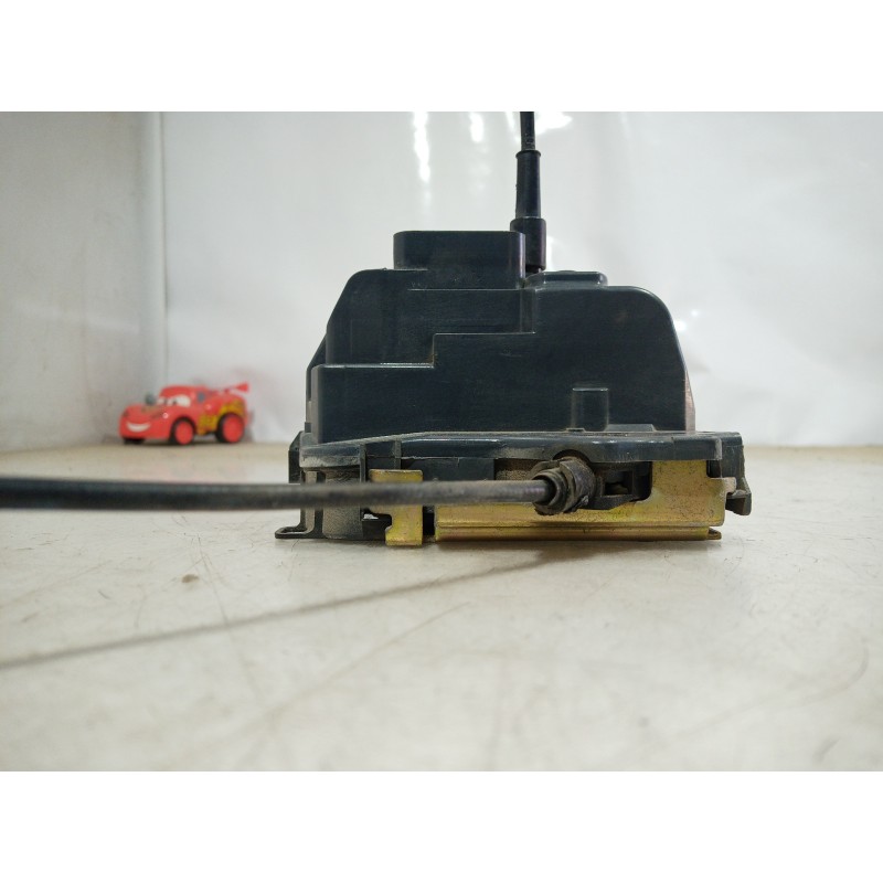 Recambio de cerradura puerta trasera derecha para renault megane ii classic berlina 1.9 dci diesel referencia OEM IAM   