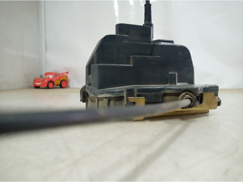 Recambio de cerradura puerta trasera derecha para renault megane ii classic berlina 1.9 dci diesel referencia OEM IAM   