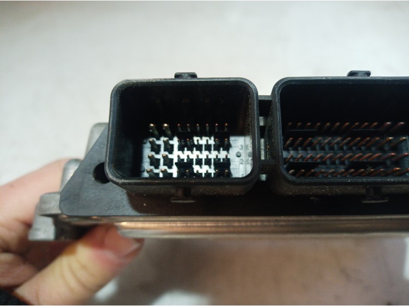 Recambio de centralita motor uce para renault megane ii classic berlina 1.9 dci diesel referencia OEM IAM 0281011549 0281011549 