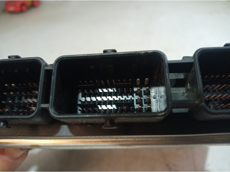 Recambio de centralita motor uce para renault megane ii classic berlina 1.9 dci diesel referencia OEM IAM 0281011549 0281011549 