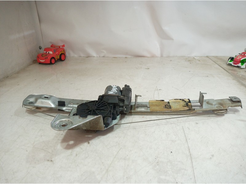 Recambio de elevalunas trasero derecho para renault megane ii classic berlina 1.9 dci diesel referencia OEM IAM 19001178 1900117