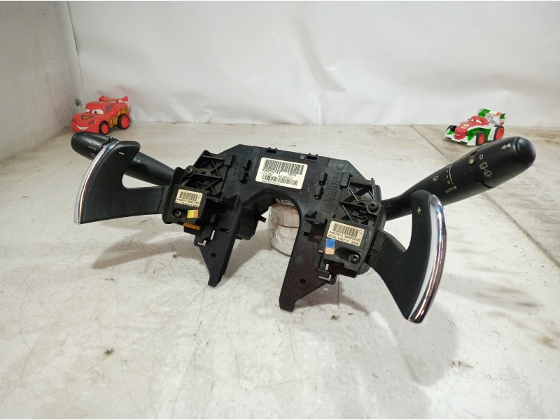 Recambio de mando multifuncion para citroën c4 picasso millenium referencia OEM IAM 96627927XT 96627927XT 96627927