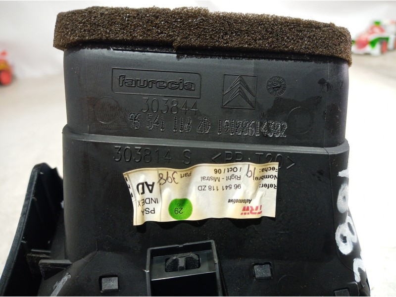 Recambio de rejilla aireadora para citroën c4 picasso millenium referencia OEM IAM 96541118ZD 96541118ZD 96541118