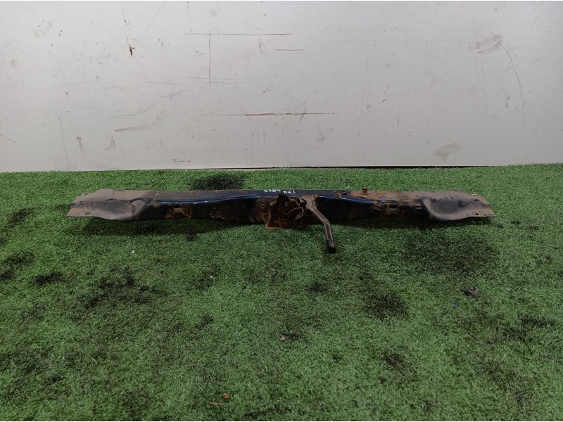 Recambio de travesaño superior para chrysler voyager (rg) 2.5 crd grand voyager limited referencia OEM IAM   