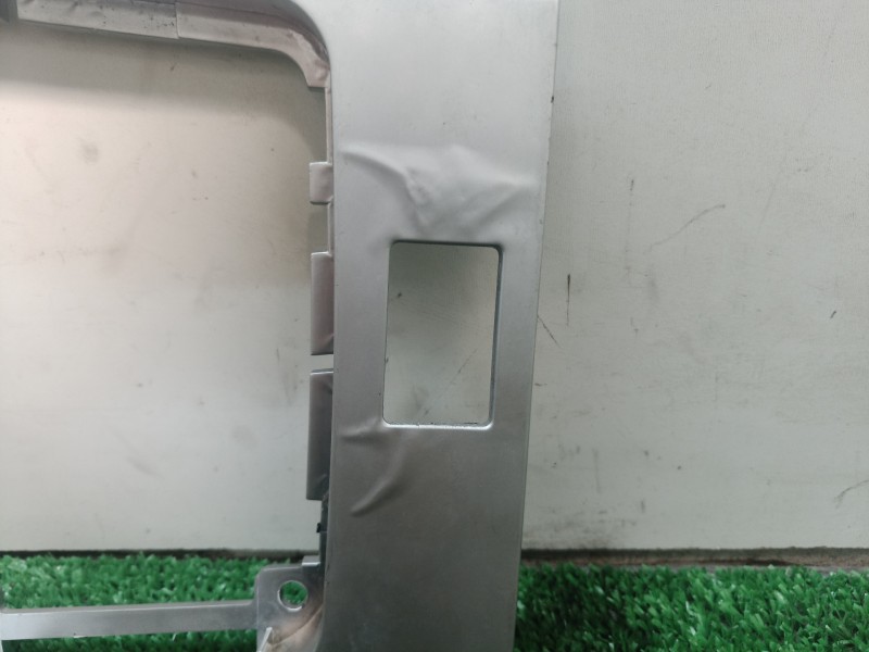 Recambio de moldura para bmw serie 3 berlina (e46) 318i referencia OEM IAM 51168211465 51168211465 51168211465