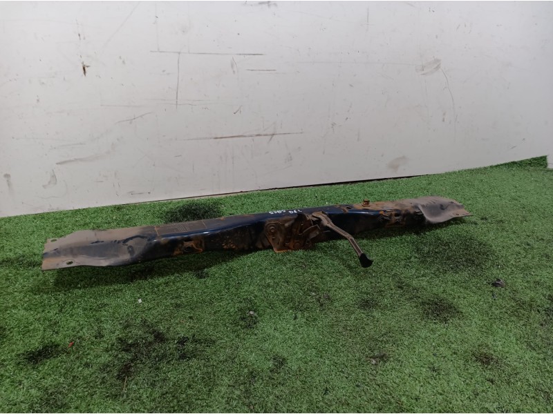 Recambio de travesaño superior para chrysler voyager (rg) 2.5 crd grand voyager limited referencia OEM IAM   