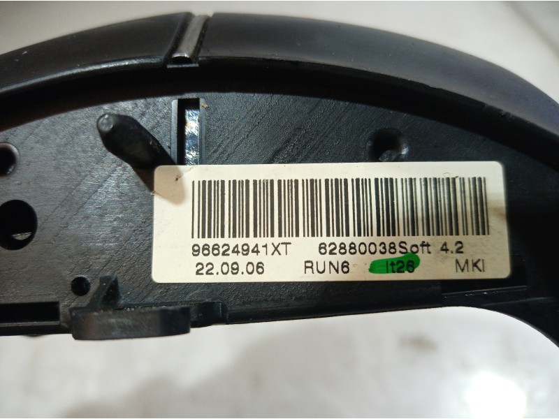 Recambio de mando volante para citroën c4 picasso millenium referencia OEM IAM 96624941XT 96624941XT 96624941