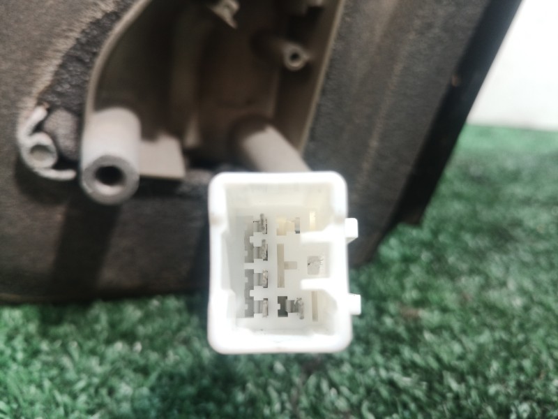 Recambio de retrovisor derecho para chevrolet kalos 1.4 sx sport referencia OEM IAM E4012279 E4012279 E4012279