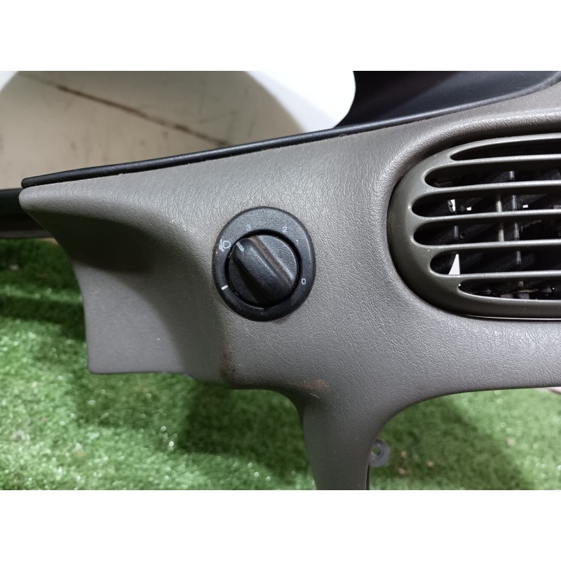 Recambio de moldura cuadro instrumentos para chrysler stratus cabrio (jx) 2.0 le referencia OEM IAM 4595319 4595319 4595319