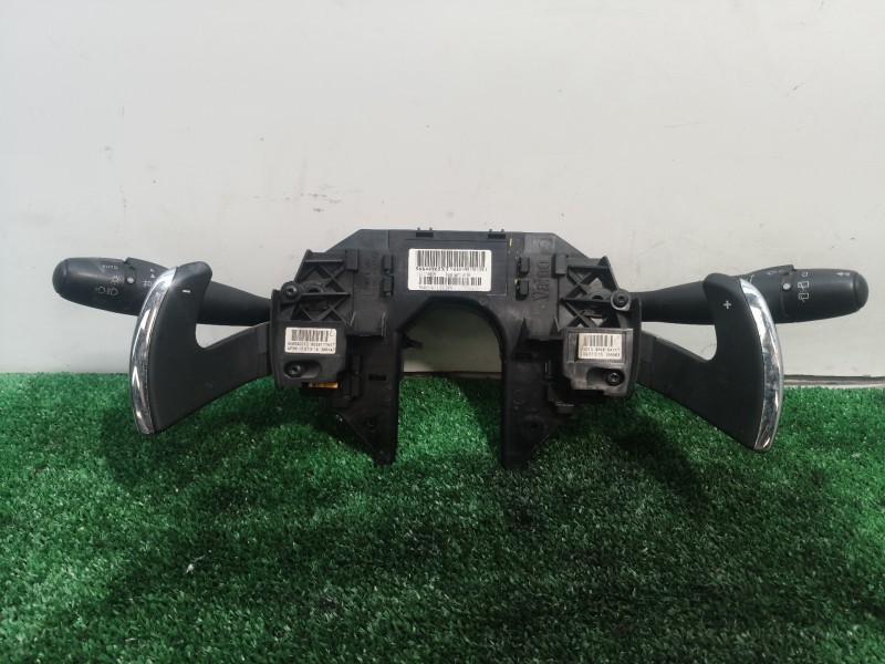 Recambio de mando volante para citroën c4 picasso business class referencia OEM IAM 96644965XT 96644965XT N345657493