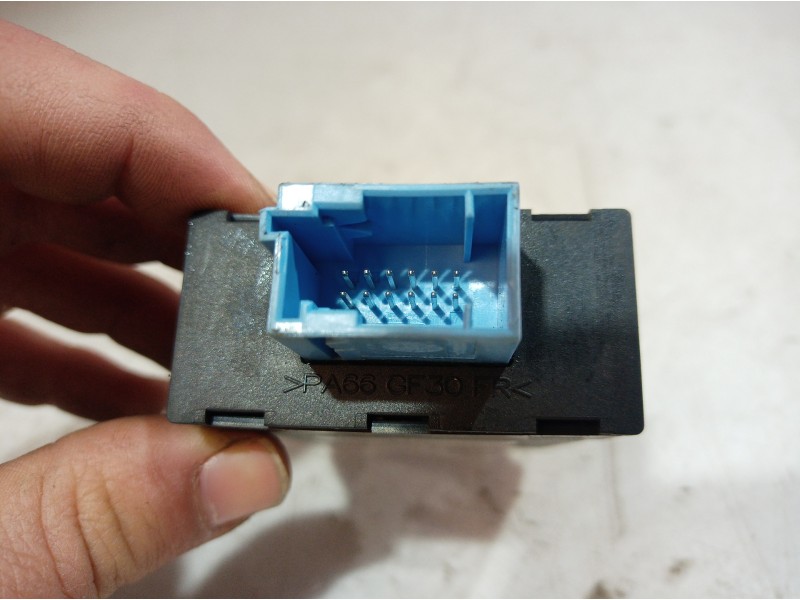 Recambio de modulo electronico para citroën c4 picasso millenium referencia OEM IAM 9663392880C 9663392880C 9663392880