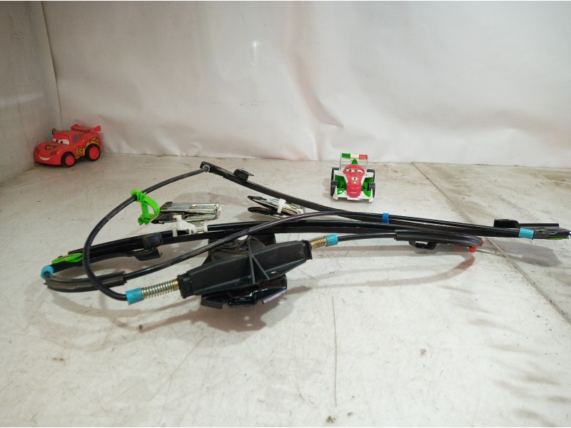 Recambio de elevalunas delantero derecho para volkswagen golf iii berlina (1h1) 1.4 referencia OEM IAM   