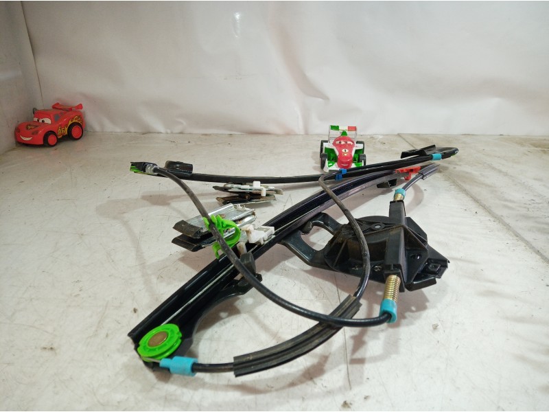 Recambio de elevalunas delantero derecho para volkswagen golf iii berlina (1h1) 1.4 referencia OEM IAM   