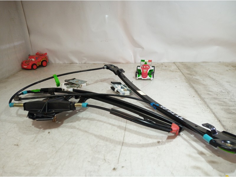 Recambio de elevalunas delantero derecho para volkswagen golf iii berlina (1h1) 1.4 referencia OEM IAM   