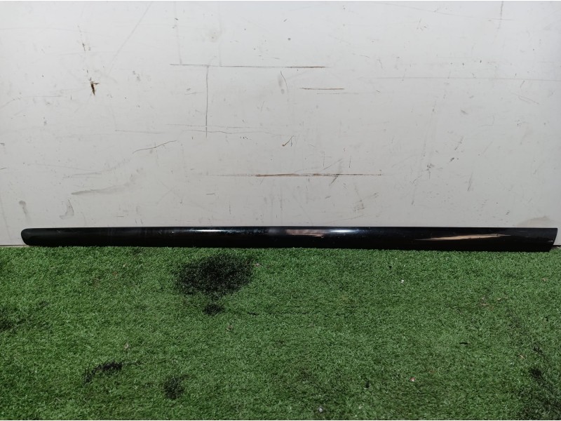 Recambio de moldura para peugeot 307 cc (s2) sport referencia OEM IAM 9634011577 9634011577 9634011577