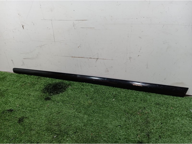 Recambio de moldura para peugeot 307 cc (s2) sport referencia OEM IAM 9634011577 9634011577 9634011577