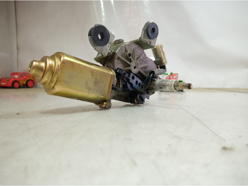 Recambio de motor limpia trasero para hyundai accent (lc) gls referencia OEM IAM 9870025050 9870025050 9870025050