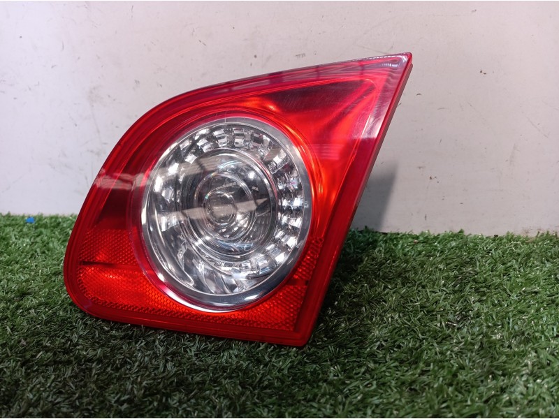 Recambio de piloto trasero derecho interior para volkswagen passat berlina (3c2) advance referencia OEM IAM 3C5945094E 3C5945094