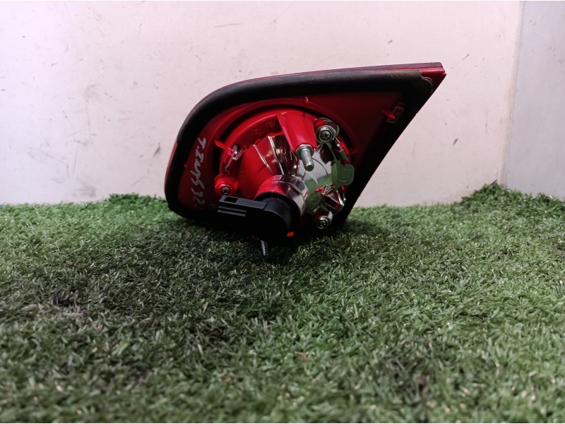 Recambio de piloto trasero izquierdo interior para volkswagen passat berlina (3c2) advance referencia OEM IAM 3C5945093E 3C59450