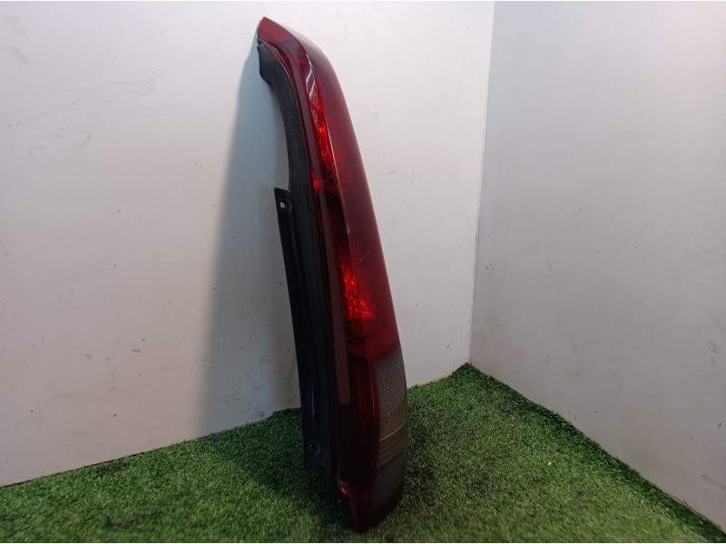 Recambio de piloto trasero derecho para nissan x-trail (t30) comfort referencia OEM IAM   