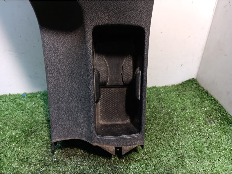 Recambio de consola central tras. para volkswagen golf v berlina (1k1) highline referencia OEM IAM 1K0862531A 1K0862531A 1K08632