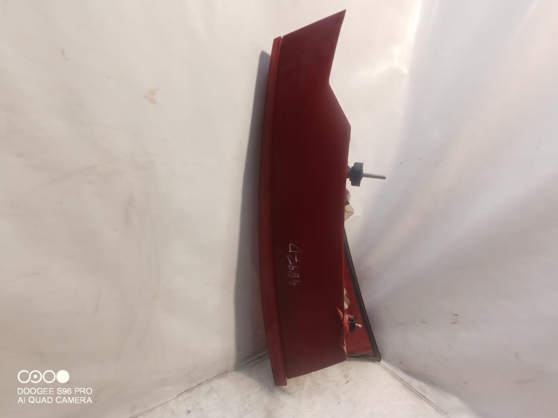 Recambio de piloto trasero derecho para ford focus berlina (cak) ambiente referencia OEM IAM 1M5113404 1M5113404 1M5113404