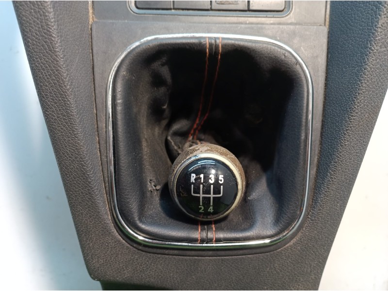 Recambio de consola central tras. para volkswagen golf v berlina (1k1) highline referencia OEM IAM 1K0862531A 1K0862531A 1K08632