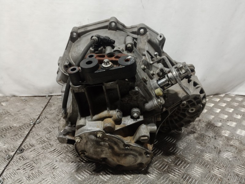 Recambio de caja cambios para opel astra h berlina cosmo referencia OEM IAM 5495775 5495775 5495775