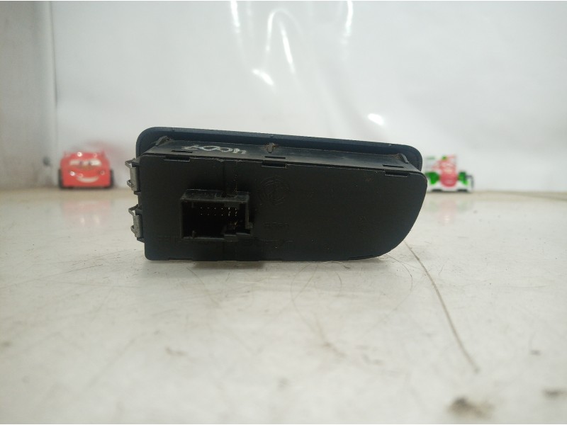 Recambio de mando multifuncion para citroën nemo xtr plus referencia OEM IAM B569 B569 B569