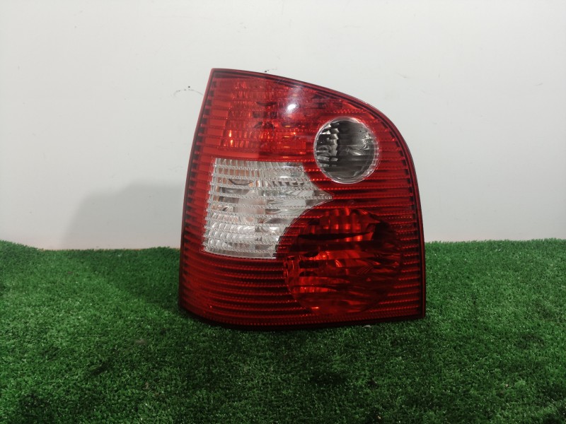 Recambio de piloto trasero izquierdo para volkswagen polo (9n1) conceptline referencia OEM IAM 6Q6945095B 6Q6945095B 6Q6945111A