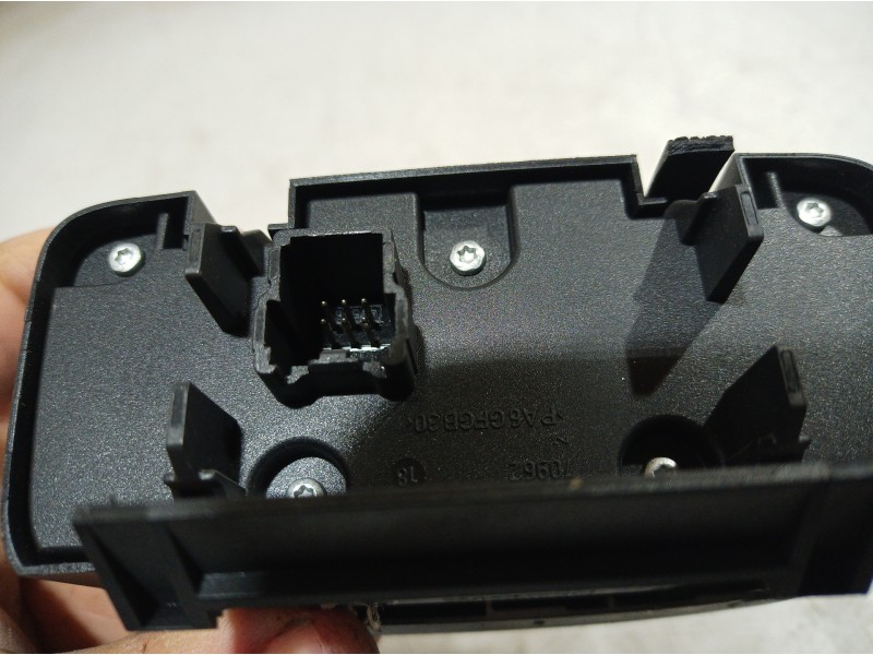 Recambio de mando luces para ford mondeo ber. (ca2) ambiente referencia OEM IAM 6G9T13A024 6G9T13A024 6G9T13A024